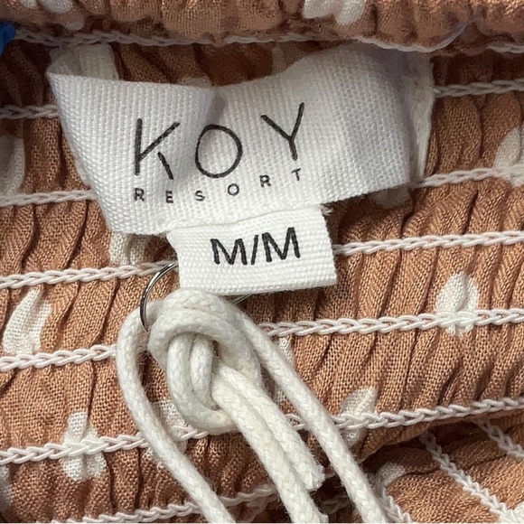 Koy Resort Tan/White Girly Hipster Polkadot Crop Top with Ruffle Detail Sz M - Picture 3 of 4